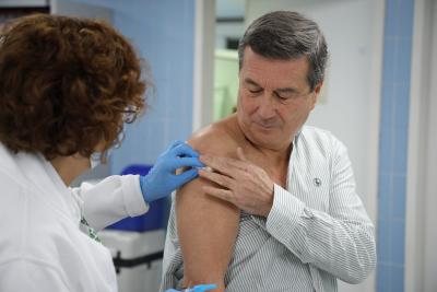 Marciano Gómez anima a la vacunació com a mesura més eficaç per a protegir-se contra els virus respiratoris